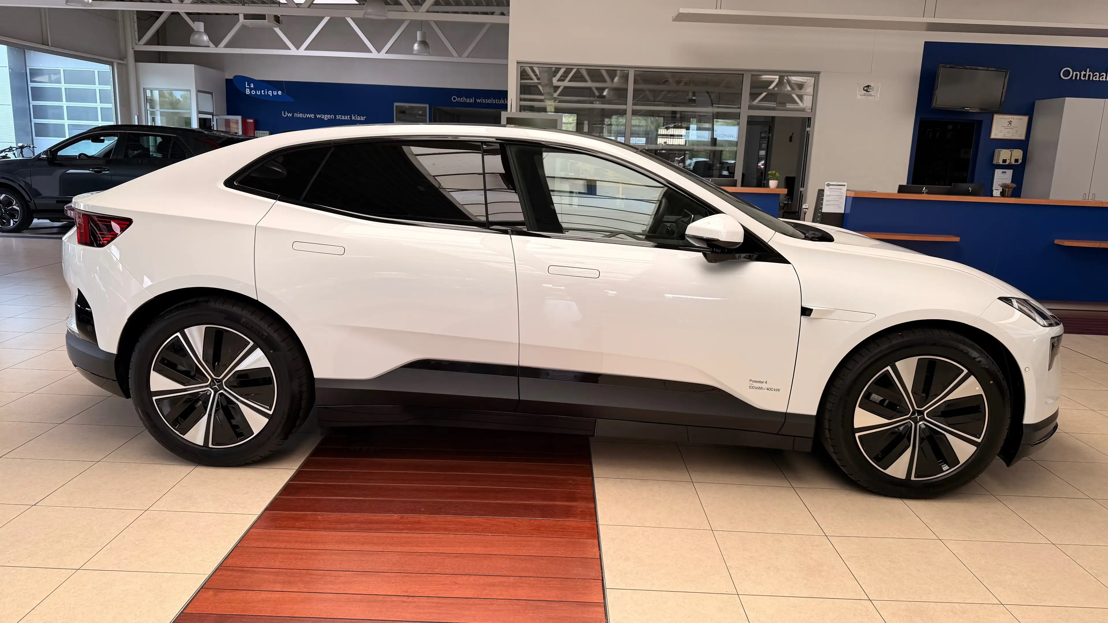 Polestar 4 Polestar 4 100 kWh Long Range Dual Motor Business FULL OPTION — photo 7