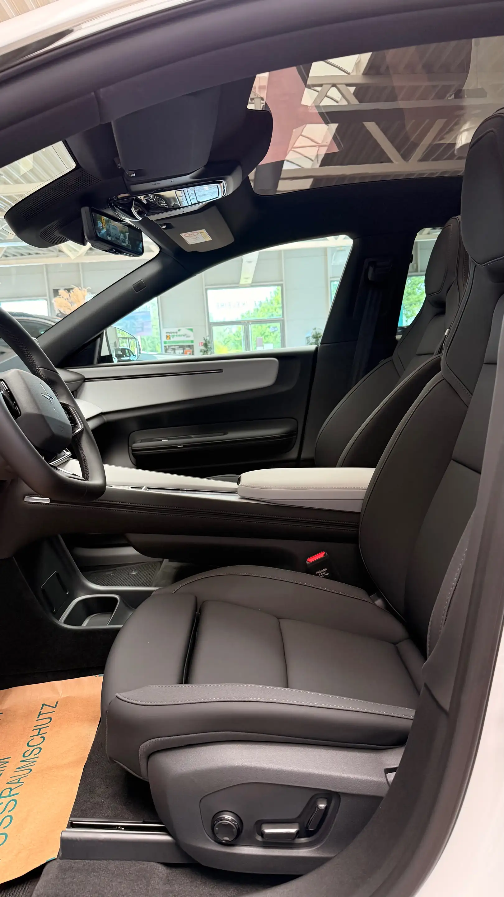 Polestar 4 Polestar 4 100 kWh Long Range Dual Motor Business FULL OPTION — photo 10