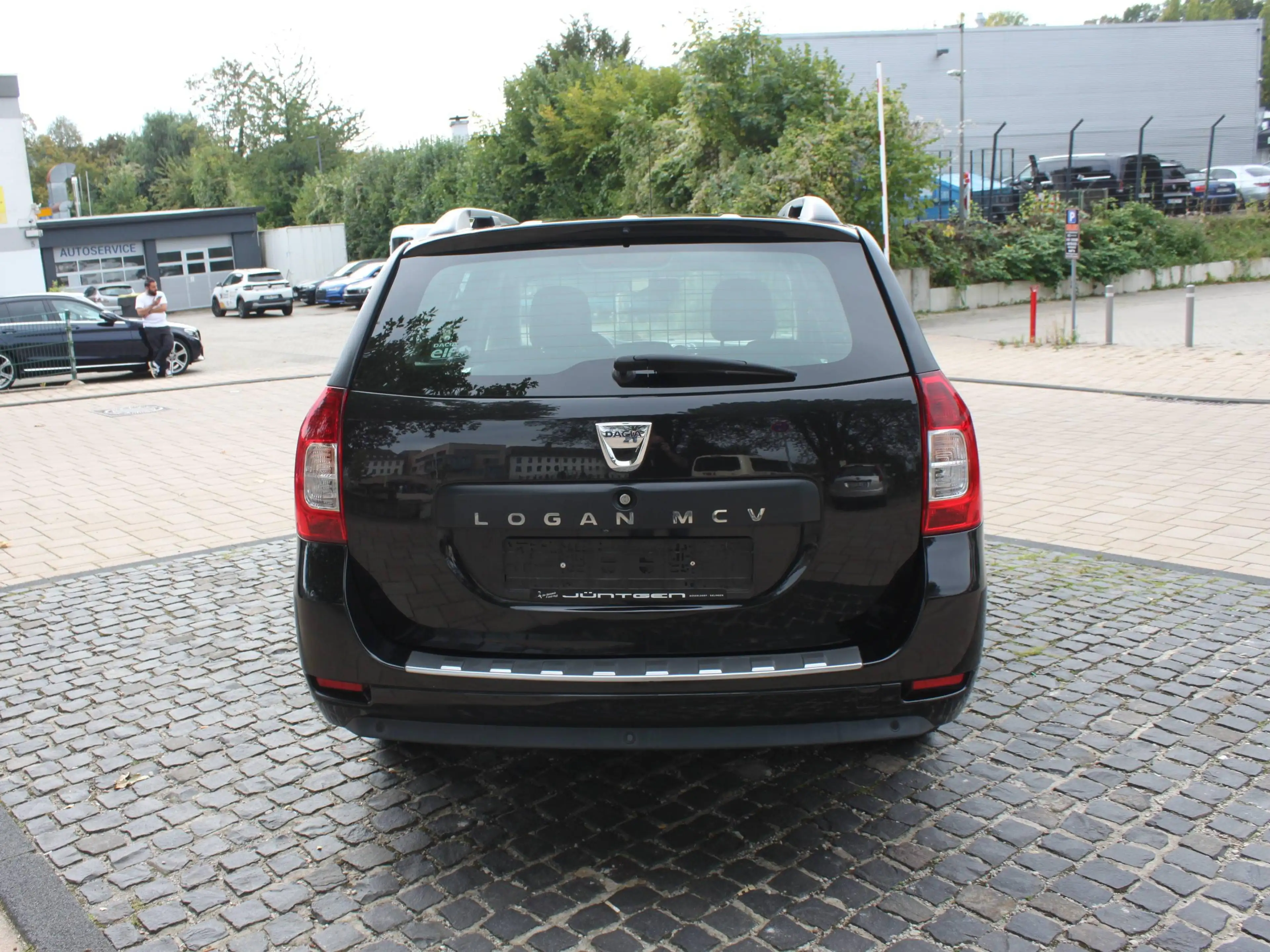 Dacia Logan Laureate/Klima/Navi/Tüv bis 05-2028.