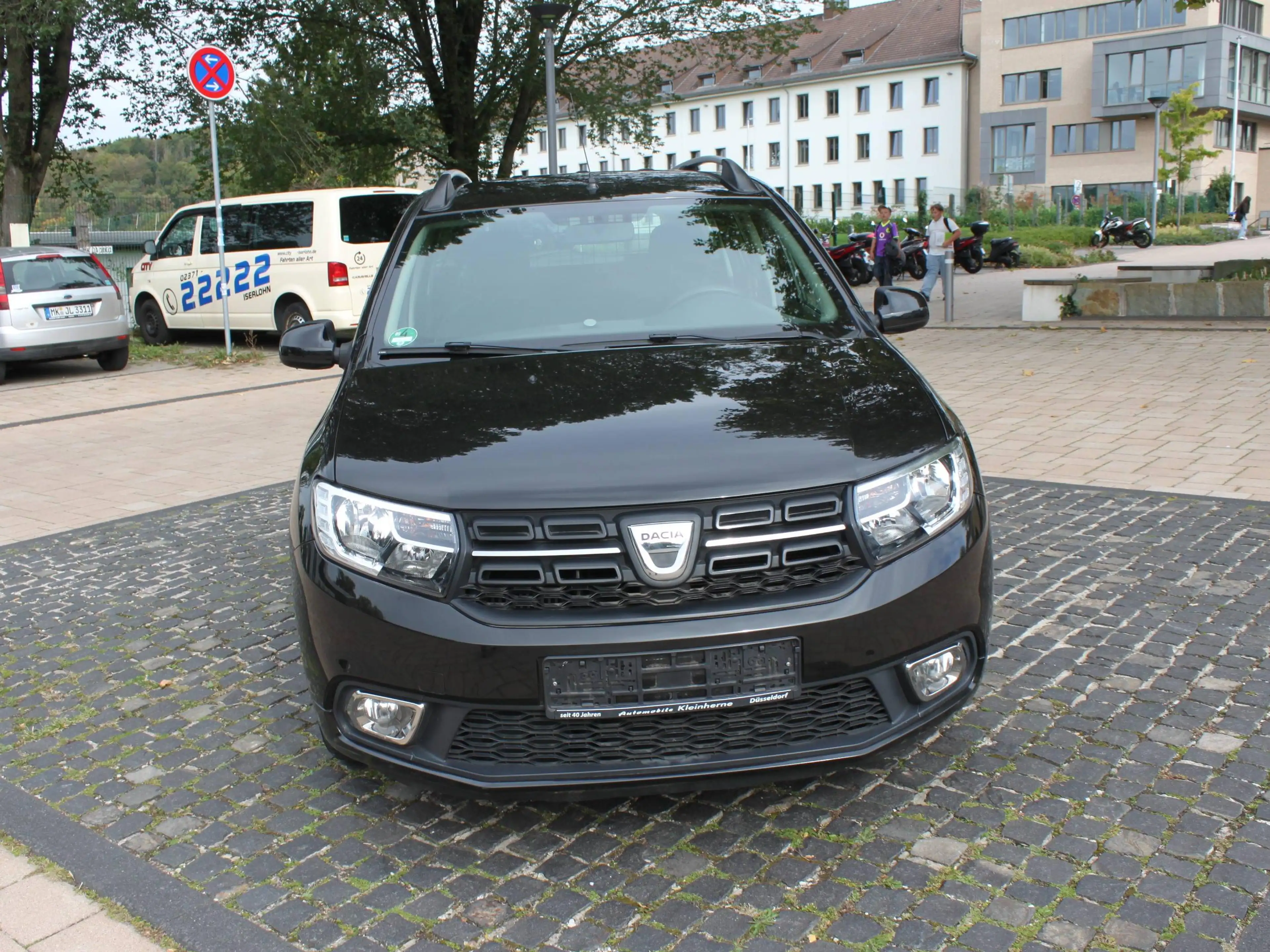 Dacia Logan Laureate/Klima/Navi/Tüv bis 05-2028. — photo 8