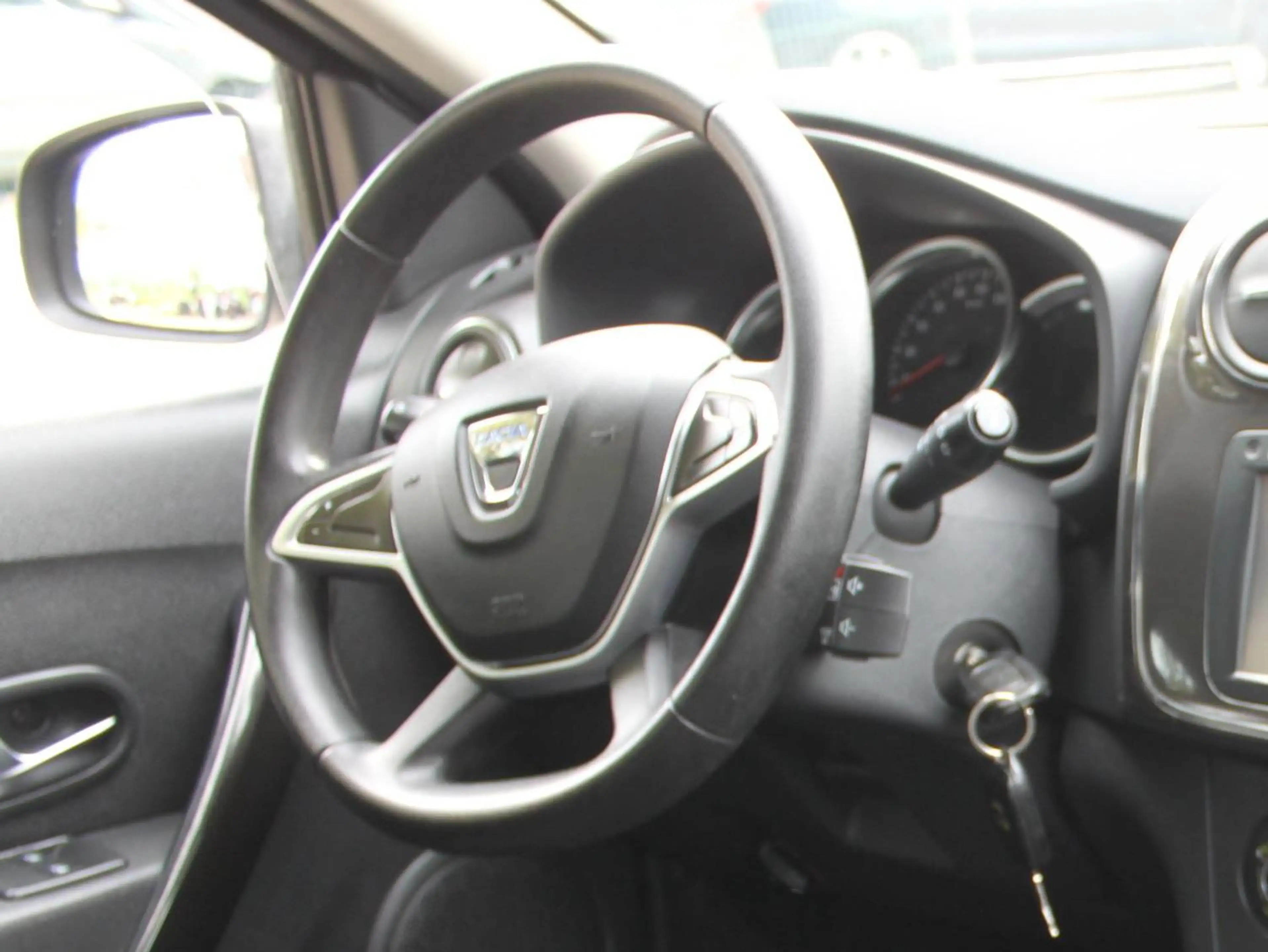 Dacia Logan Laureate/Klima/Navi/Tüv bis 05-2028. — photo 15