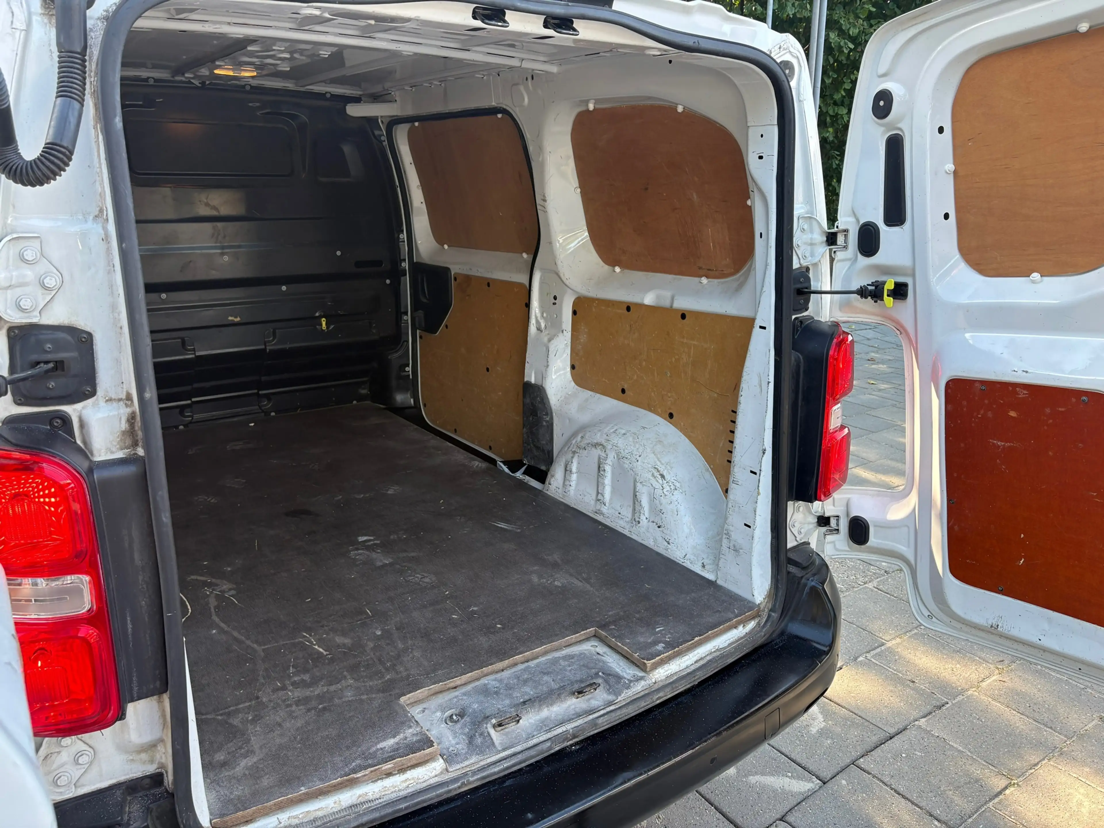 Peugeot Expert 231S 2.0 BlueHDI Premium|122PK|EURO6|NAP|airco|cru — photo 24