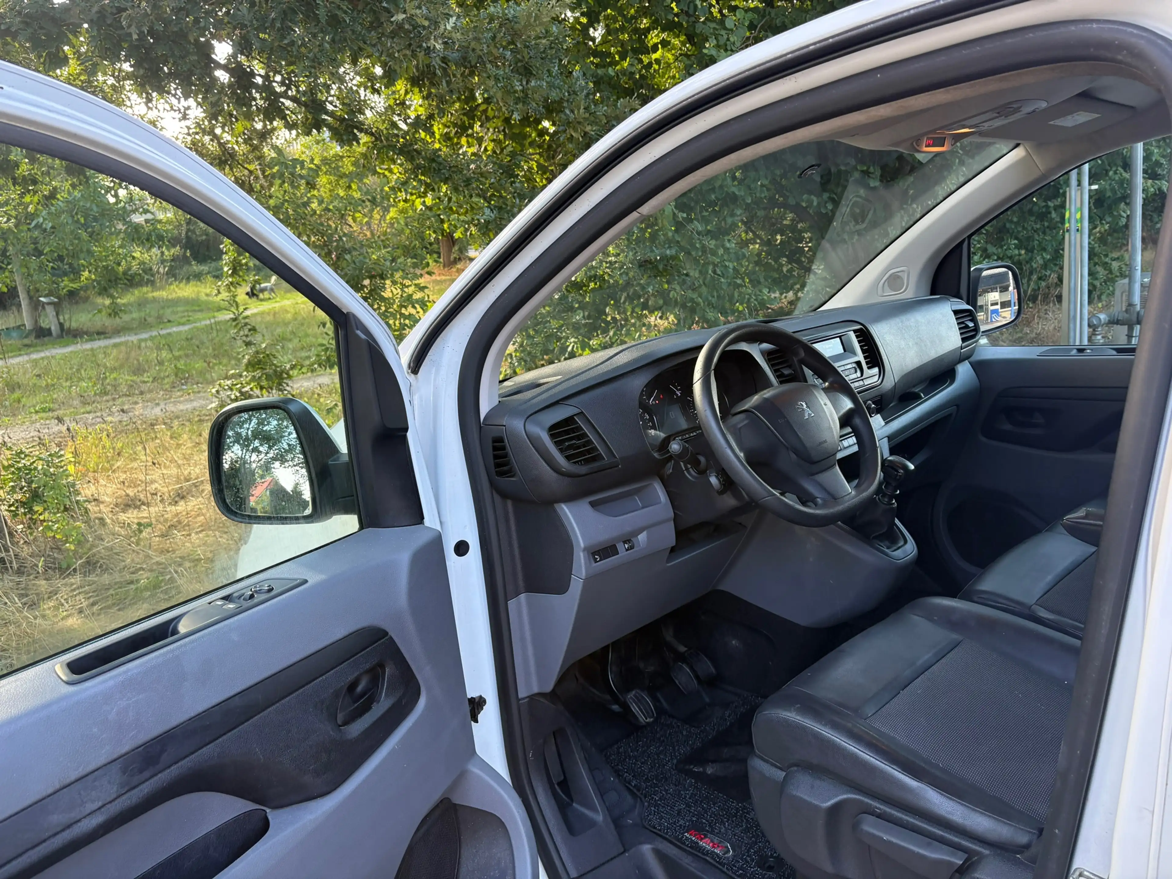 Peugeot Expert 231S 2.0 BlueHDI Premium|122PK|EURO6|NAP|airco|cru — photo 11