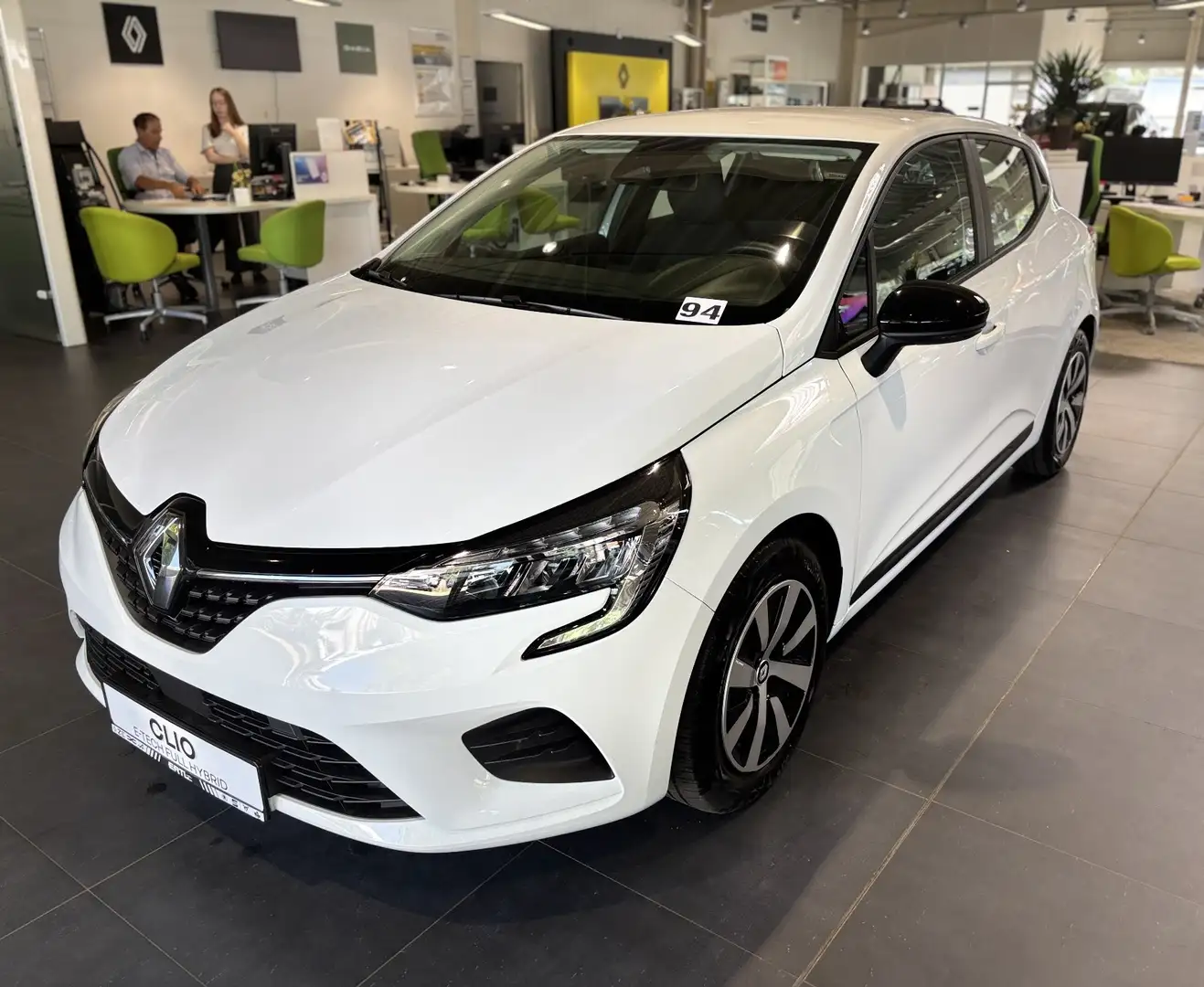 Renault Clio EQUILIBRE E-TECH 145PS Blanc - 1