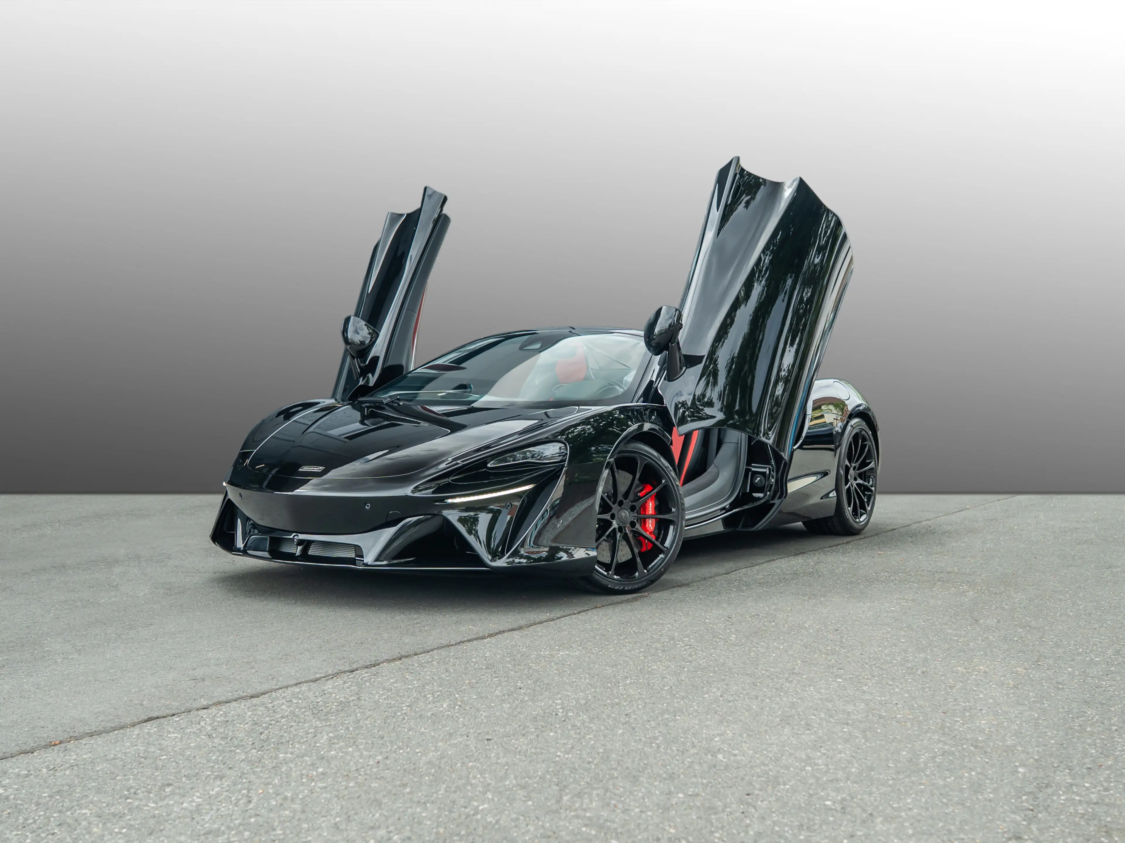 McLaren Artura TechLux/B&W/All Packs/SportExhaust — photo 13