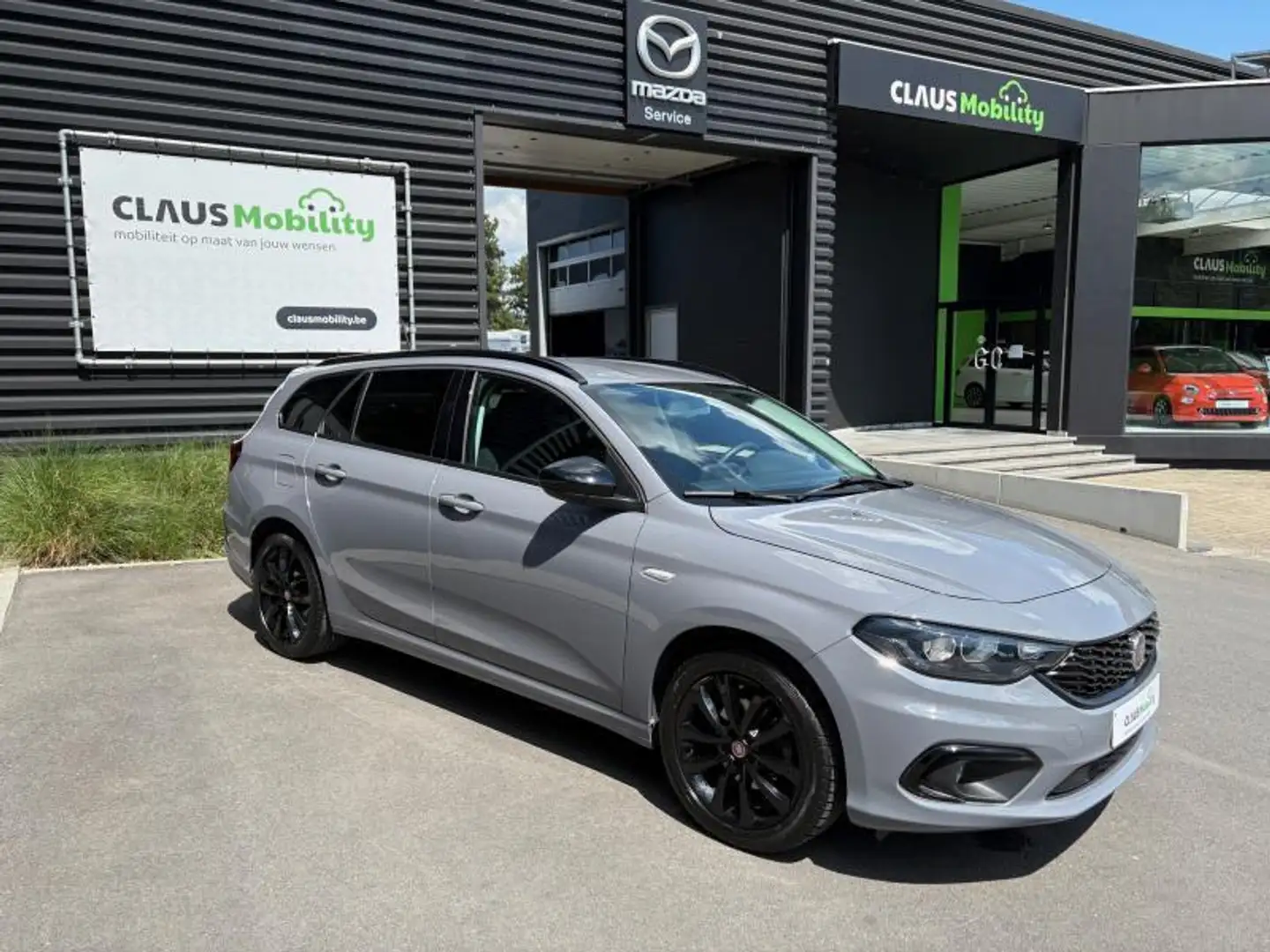 Fiat Tipo S-DESIGN Gris - 1
