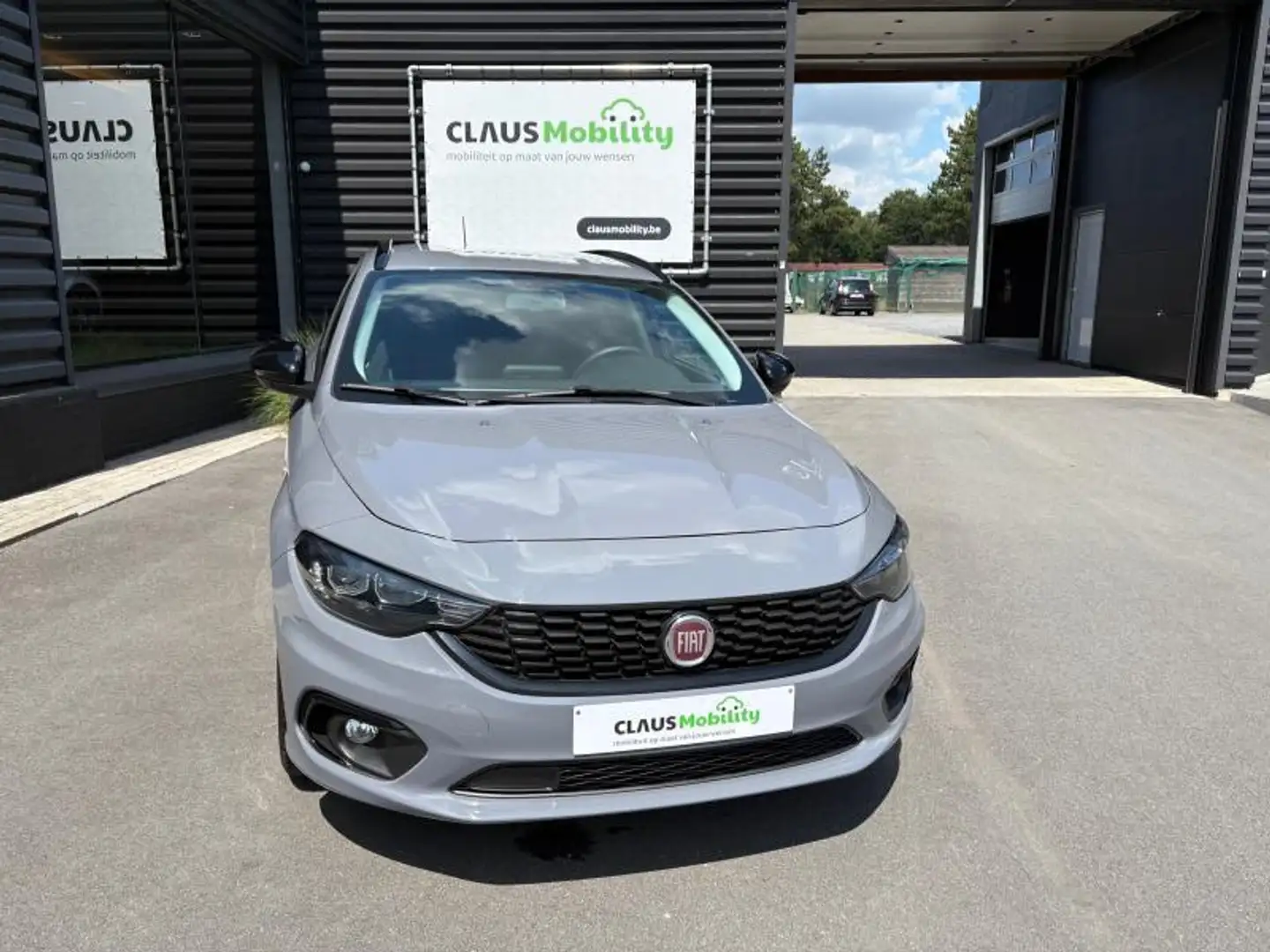 Fiat Tipo S-DESIGN Gris - 2
