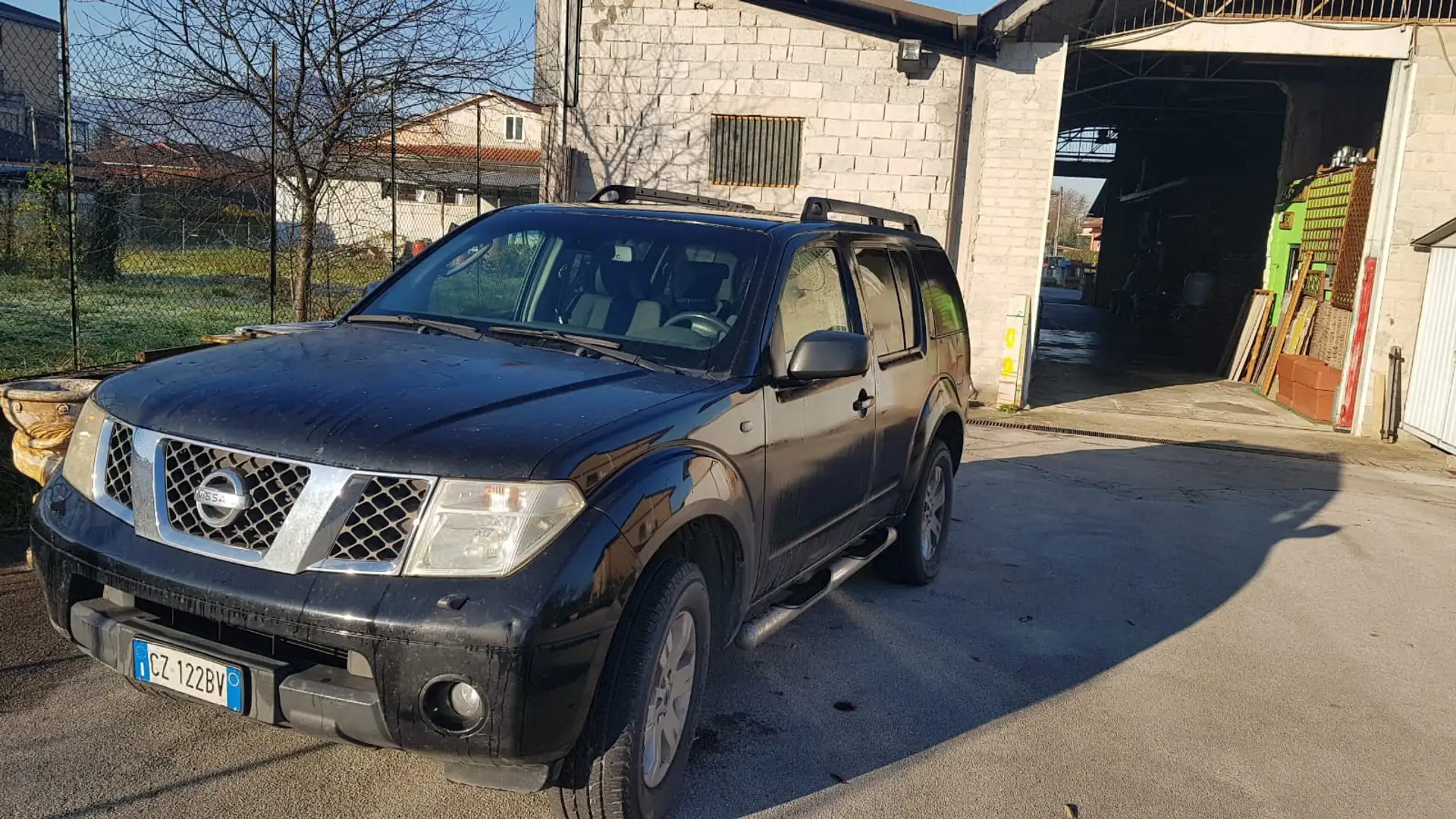 Nissan Pathfinder 4.0 V6 LE auto - 1