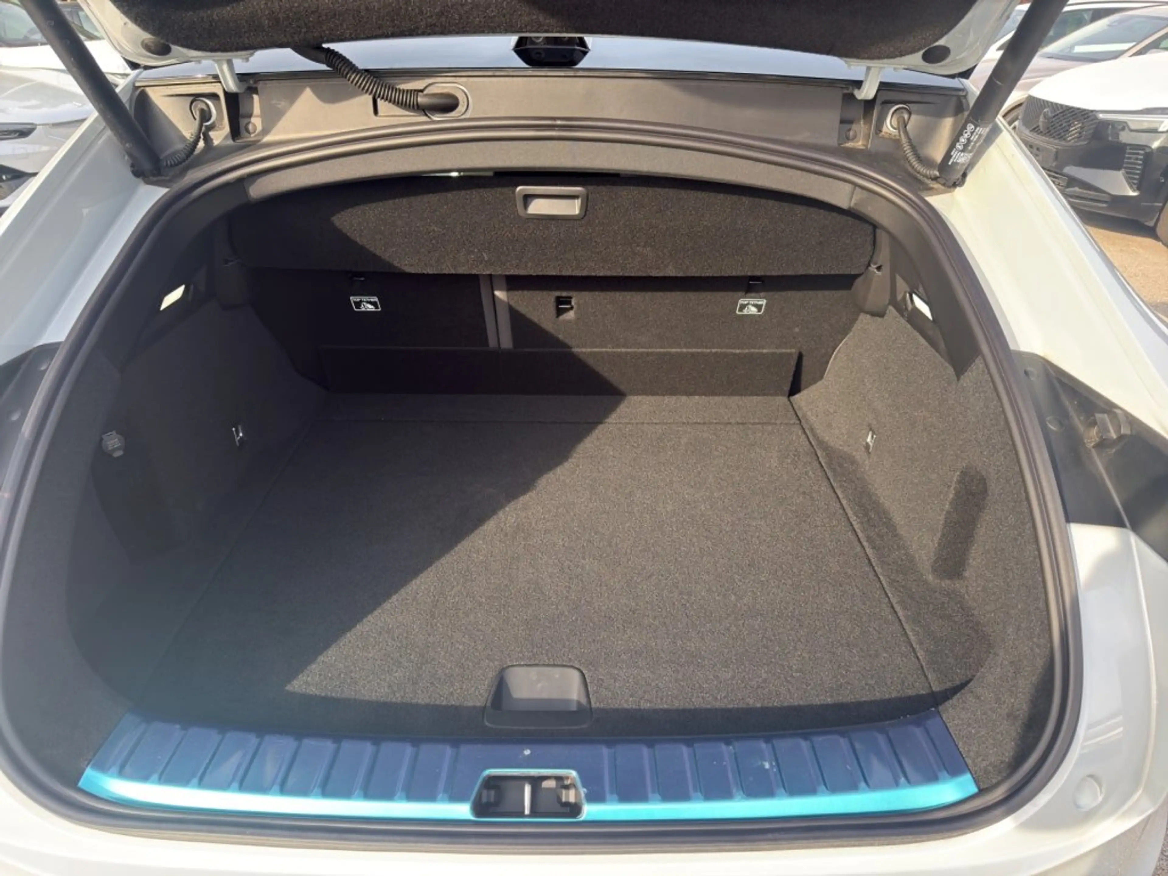 Polestar 4 Polestar 4 coupe Long range Single motor - Base — photo 11
