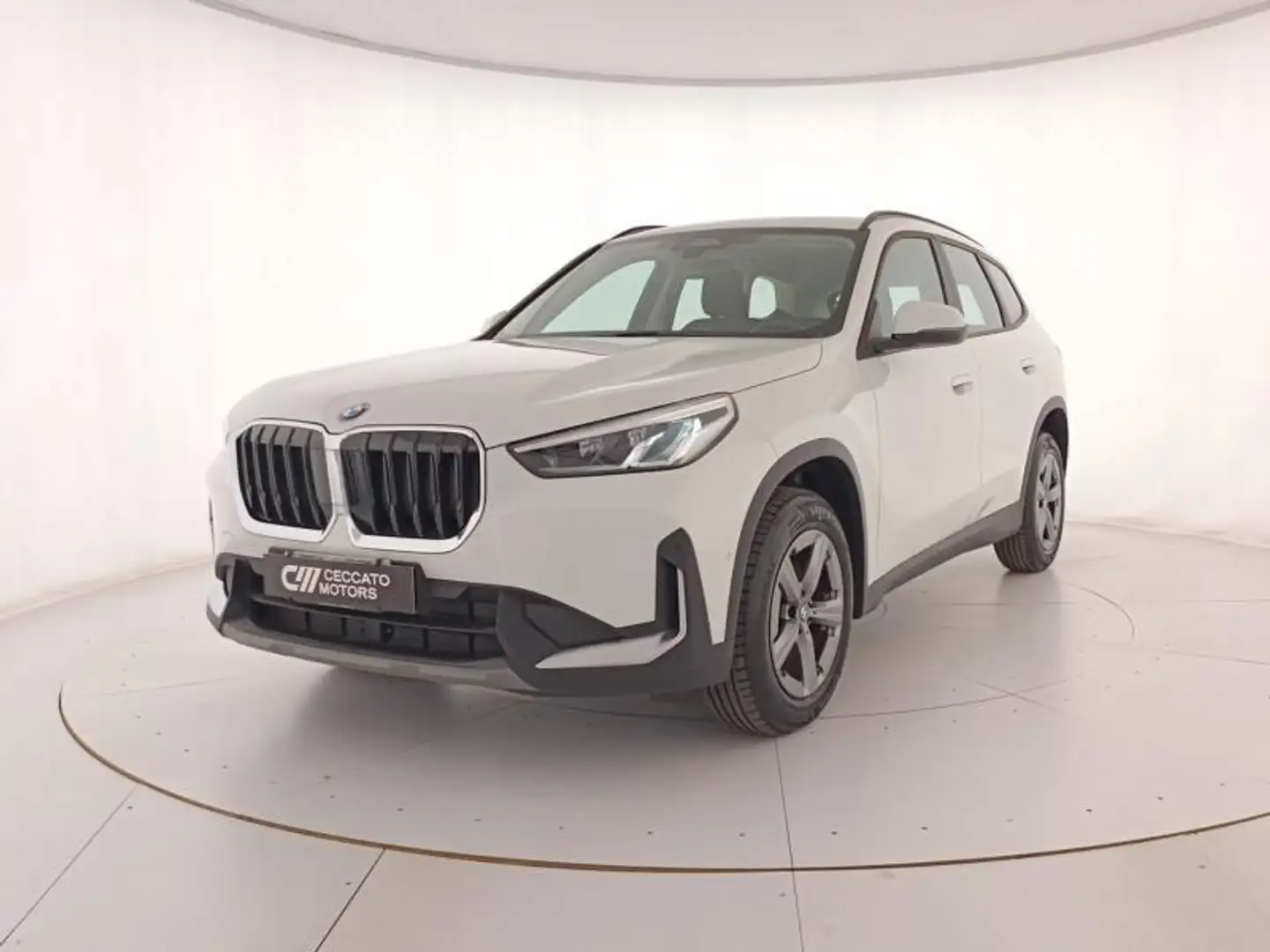 BMW X1 sdrive18i auto Weiß - 1