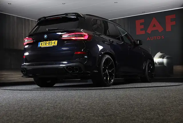 BMW X5 view 5