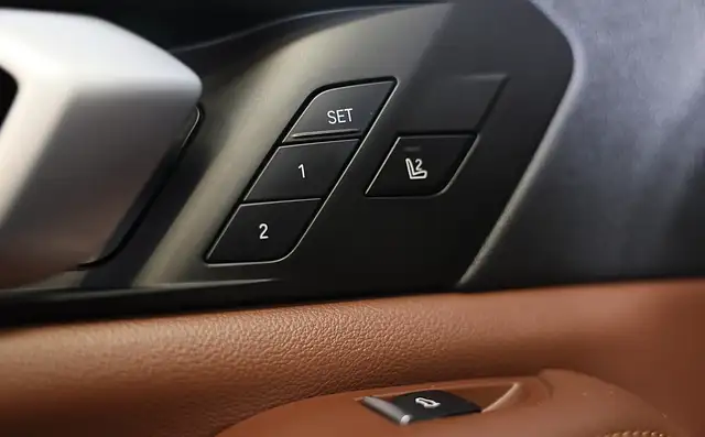 BMW X5 view 13