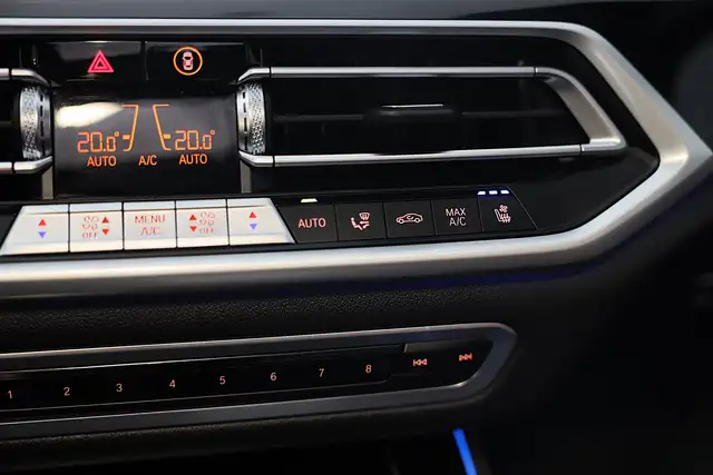 BMW X5 view 28