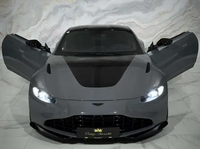 Aston Martin Vantage 4,0 V8 510PS * 2.BESITZ * WERKSGARANTIE * SONDE...