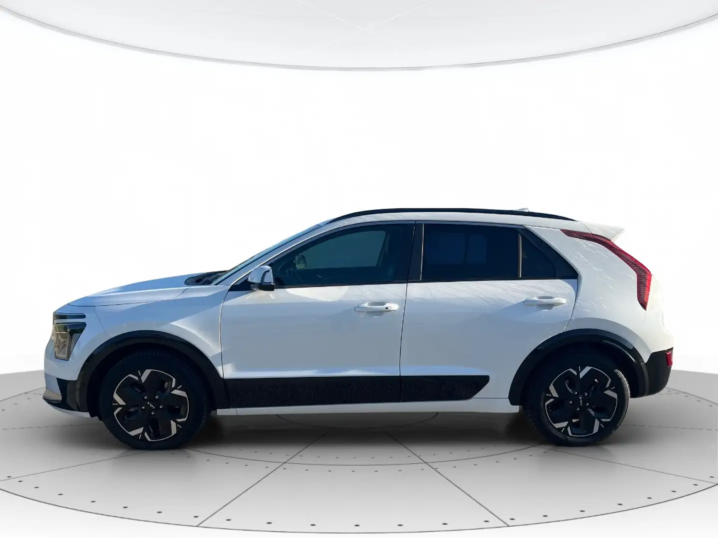 Kia Niro EV 64,8 kWh Evolution Bianco - 2