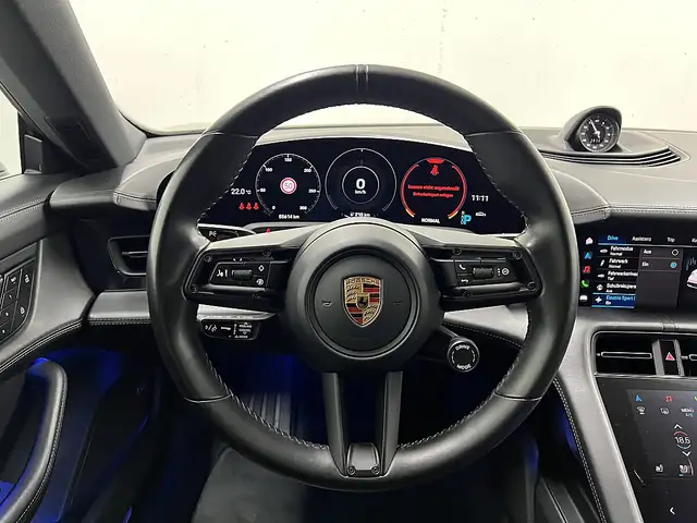 Porsche Taycan view 14