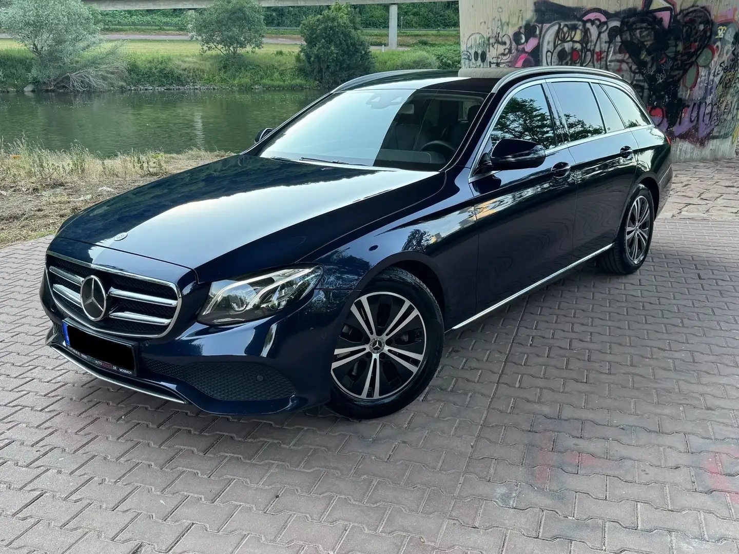 Mercedes-Benz E 220 E220 d T, Avantgarde, 9G, Burmester Soundsystem, Blau - 2