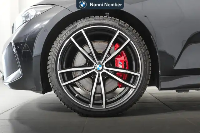 BMW 3 Series view 7