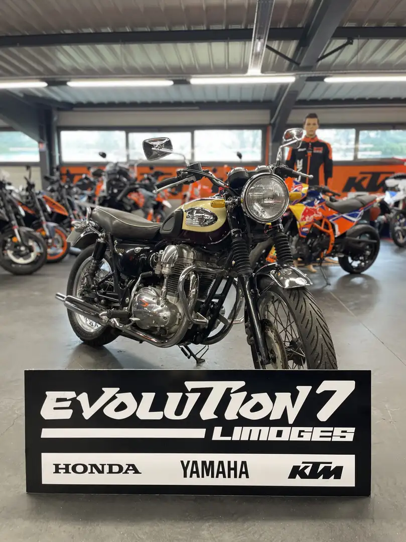 Kawasaki W 650 Rojo - 1