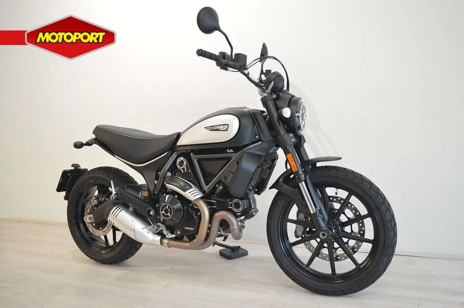 Ducati Scrambler ICON DARK Zwart - 2