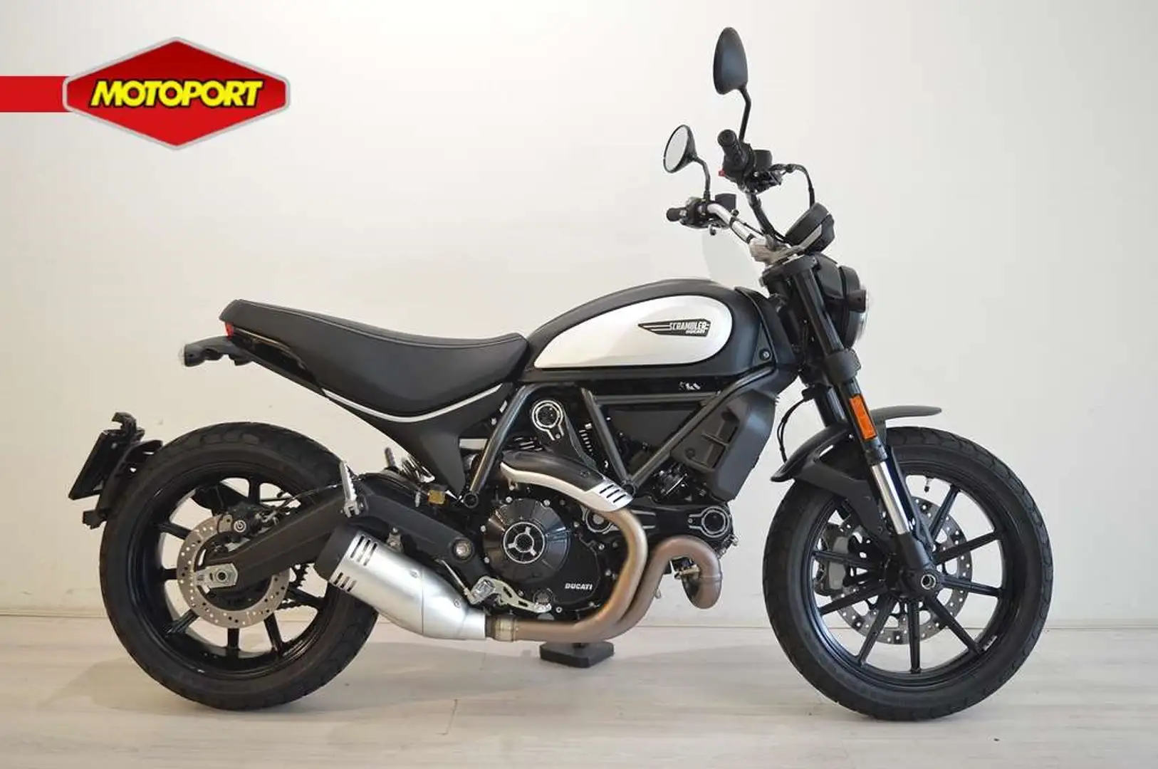 Ducati Scrambler ICON DARK Zwart - 1