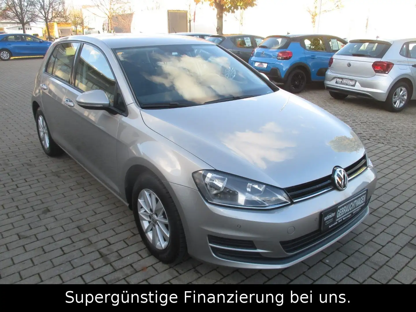 Volkswagen Golf VII Lim. Trendline BMT, 1,2. NAVI,GARANTIE. Silber - 2