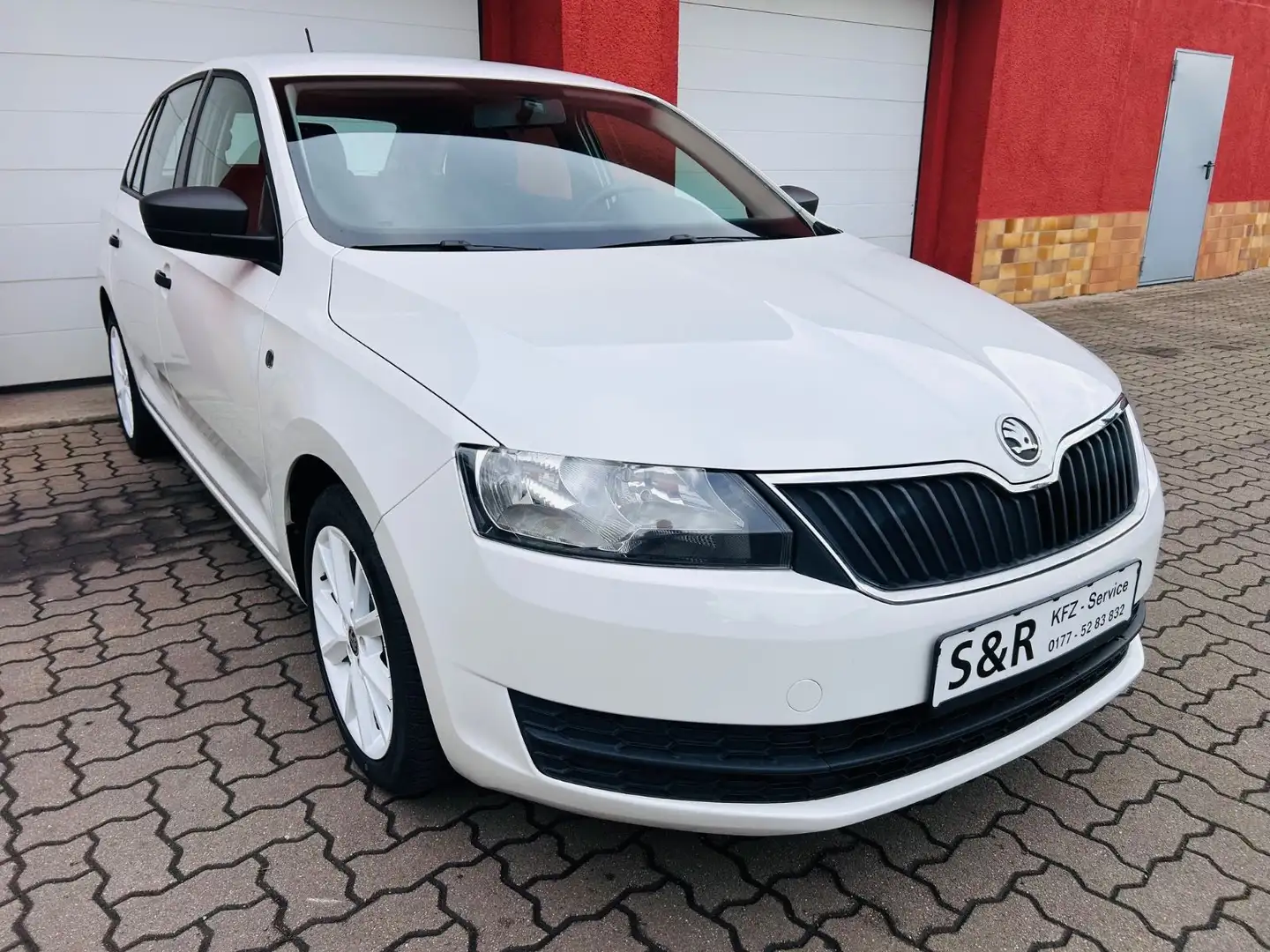 Skoda Rapid/Spaceback Spaceback Active Weiß - 1
