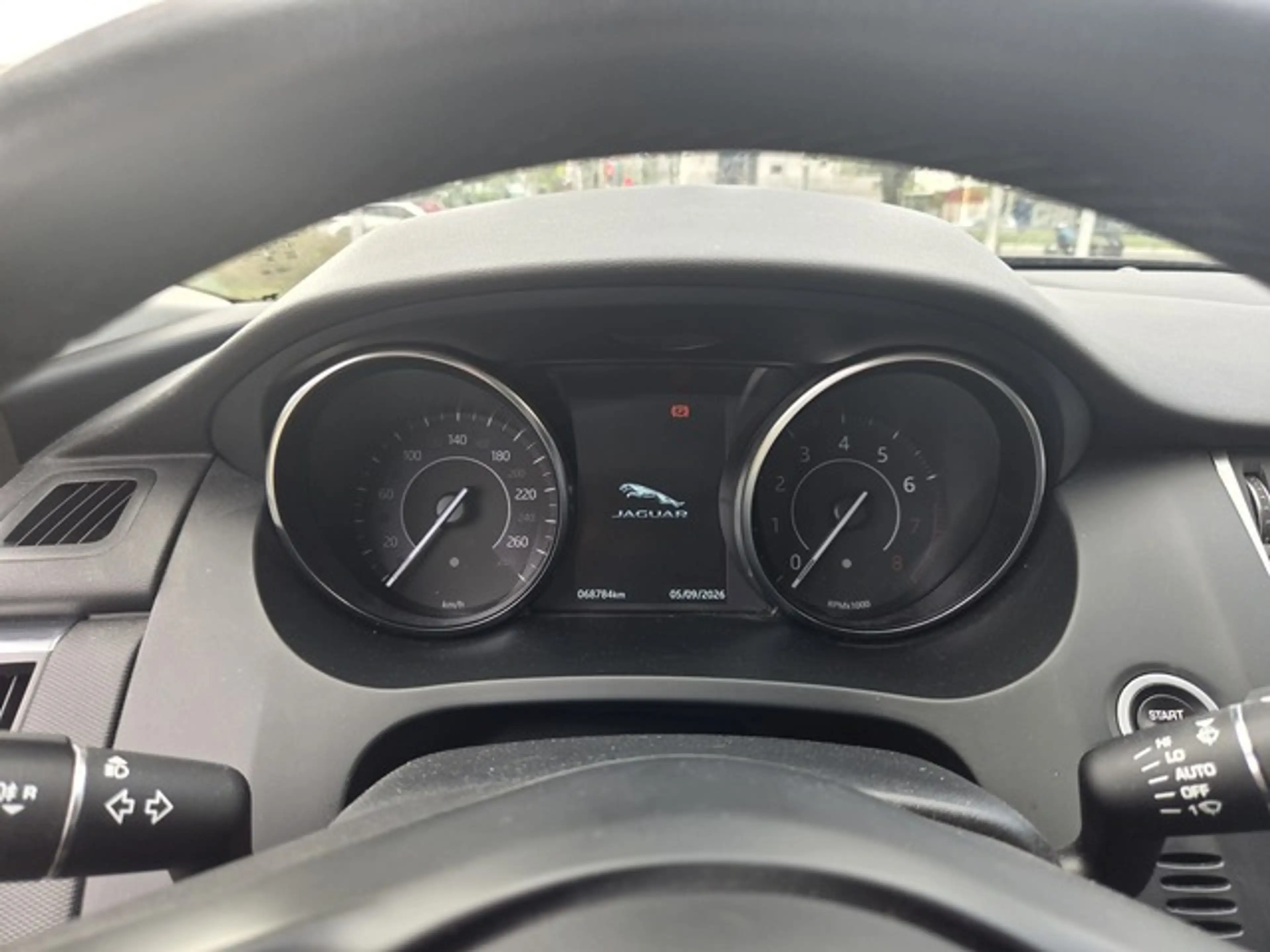 Jaguar E-Pace AWD Navi ACC Sitzheizg. dt. Modell — photo 12