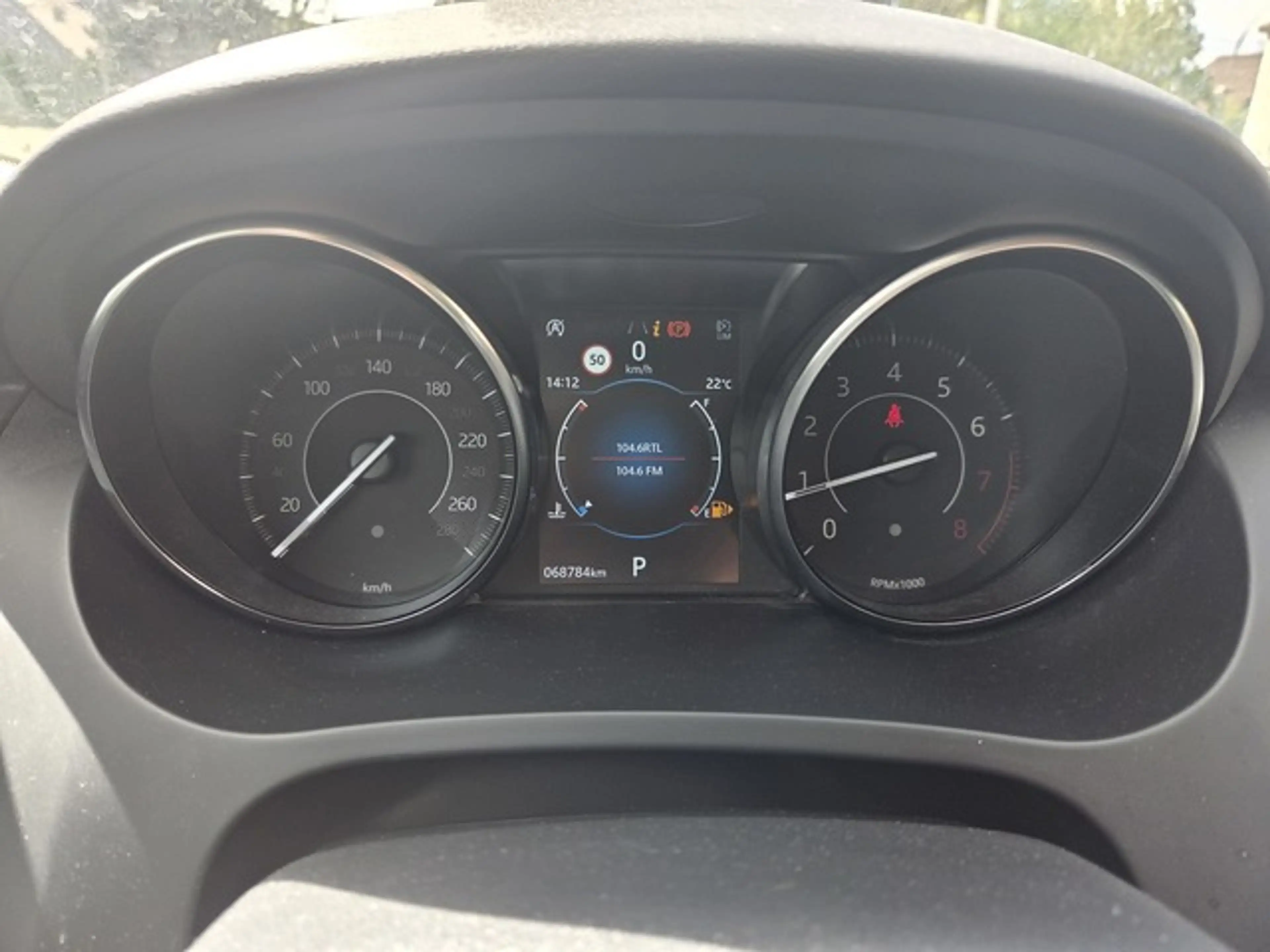 Jaguar E-Pace AWD Navi ACC Sitzheizg. dt. Modell — photo 13