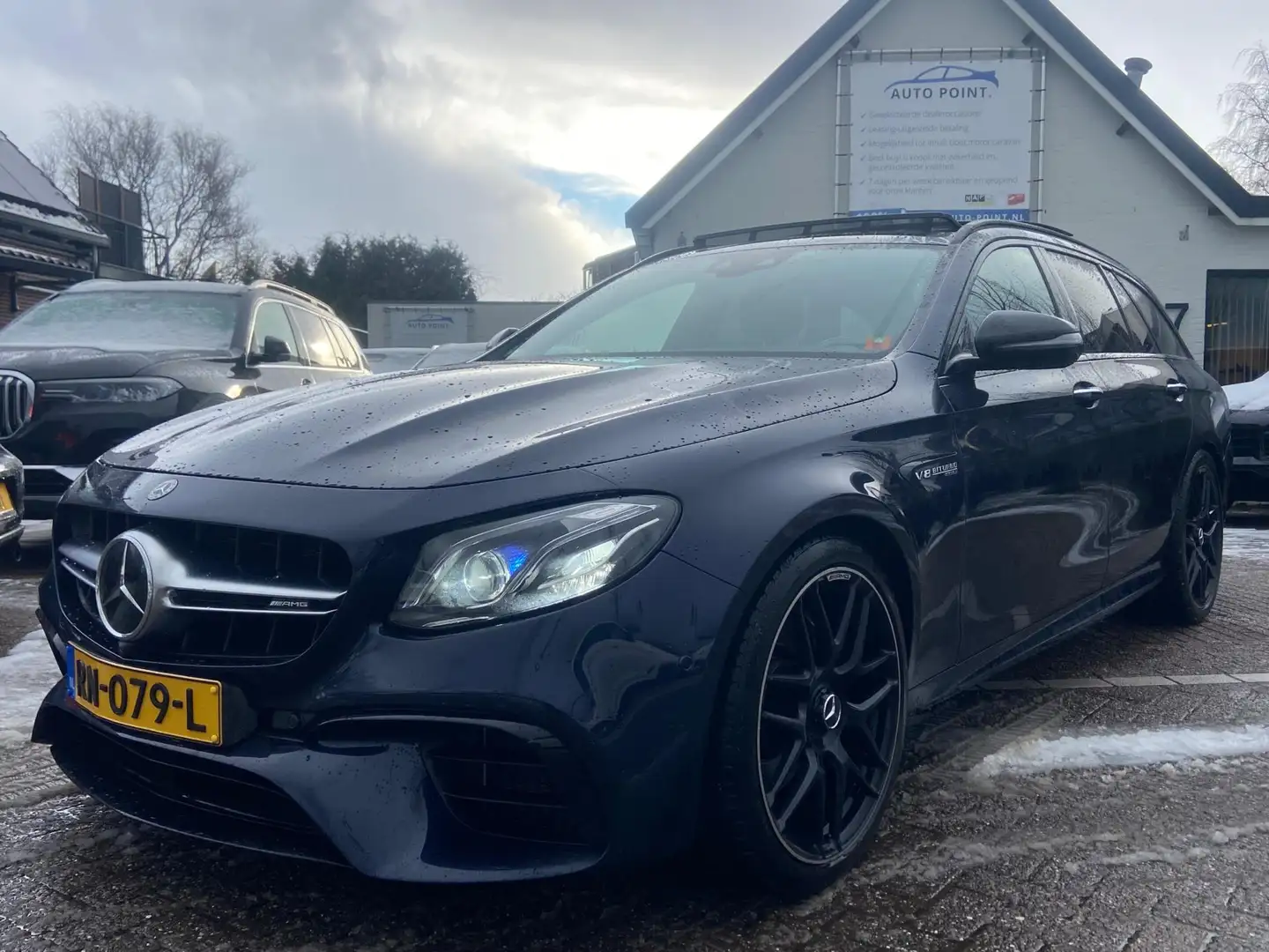 Mercedes-Benz E 63 AMG Estate 4X4/NL-AUTO/PANO/BURMESTER/MASSAGE/HEADUP Bleu - 1