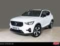 Volvo XC40 B4 Plus Dark 2WD Navi ACC 2-Zonen-Klimaautomatik Weiß - thumbnail 1