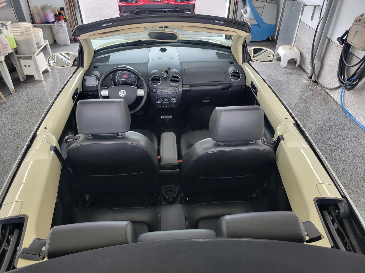 Volkswagen Beetle photo Volkswagen Beetle