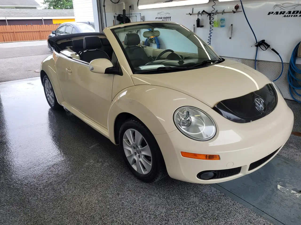 Volkswagen Beetle photo Volkswagen Beetle