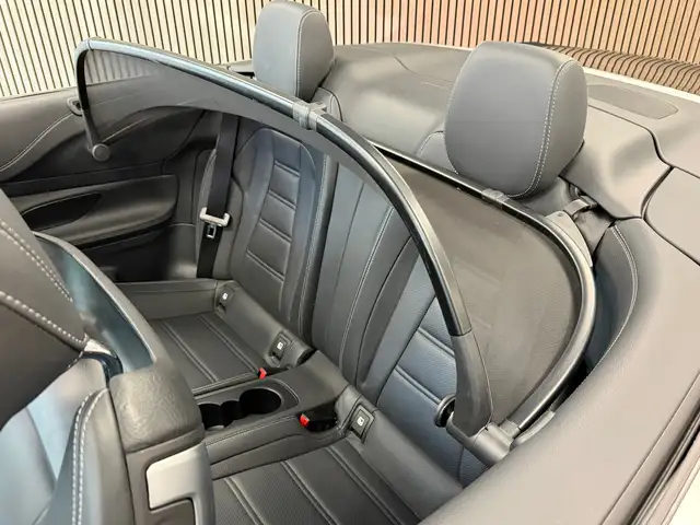Mercedes-Benz E-Class view 14