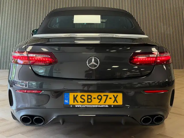 Mercedes-Benz E-Class view 9