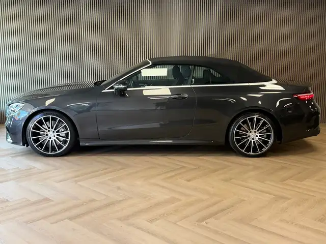 Mercedes-Benz E-Class view 7