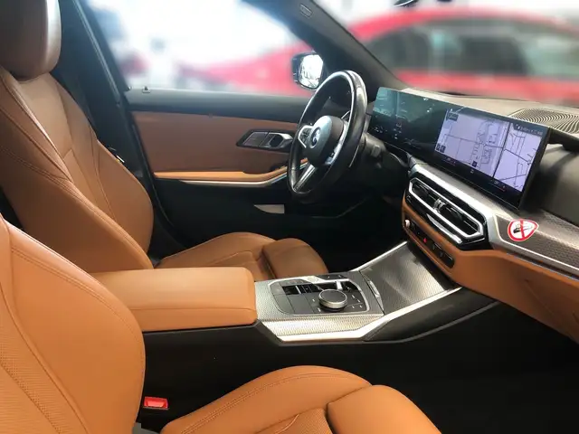 BMW 3 Series view 10