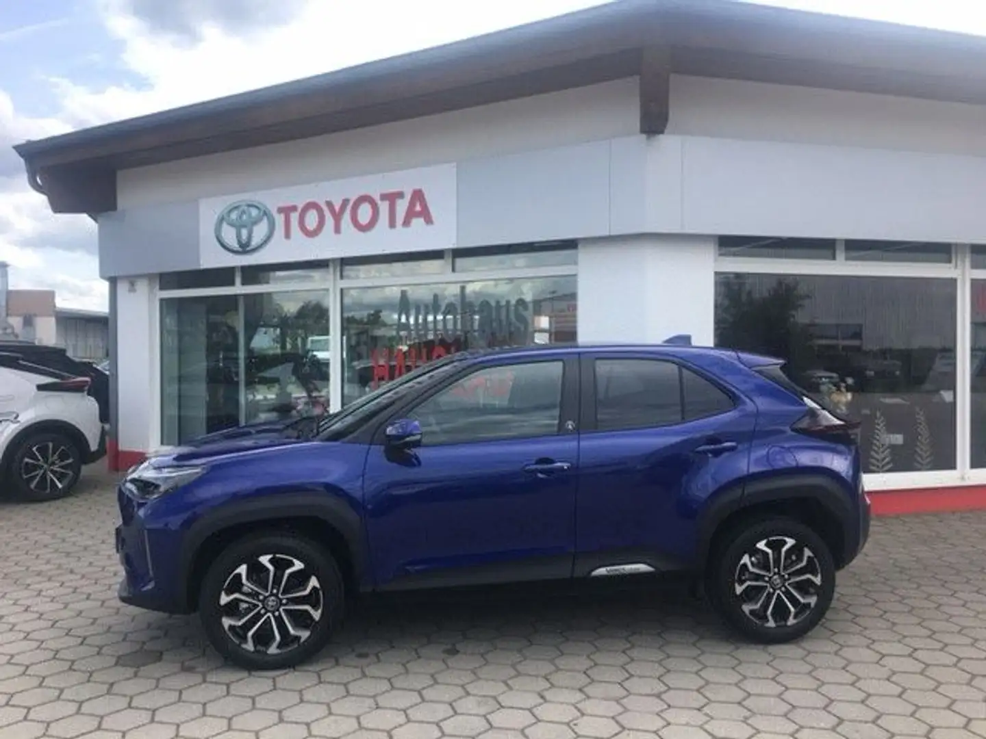 Toyota Yaris Cross Team Deutschland 4x2 Blauw - 1