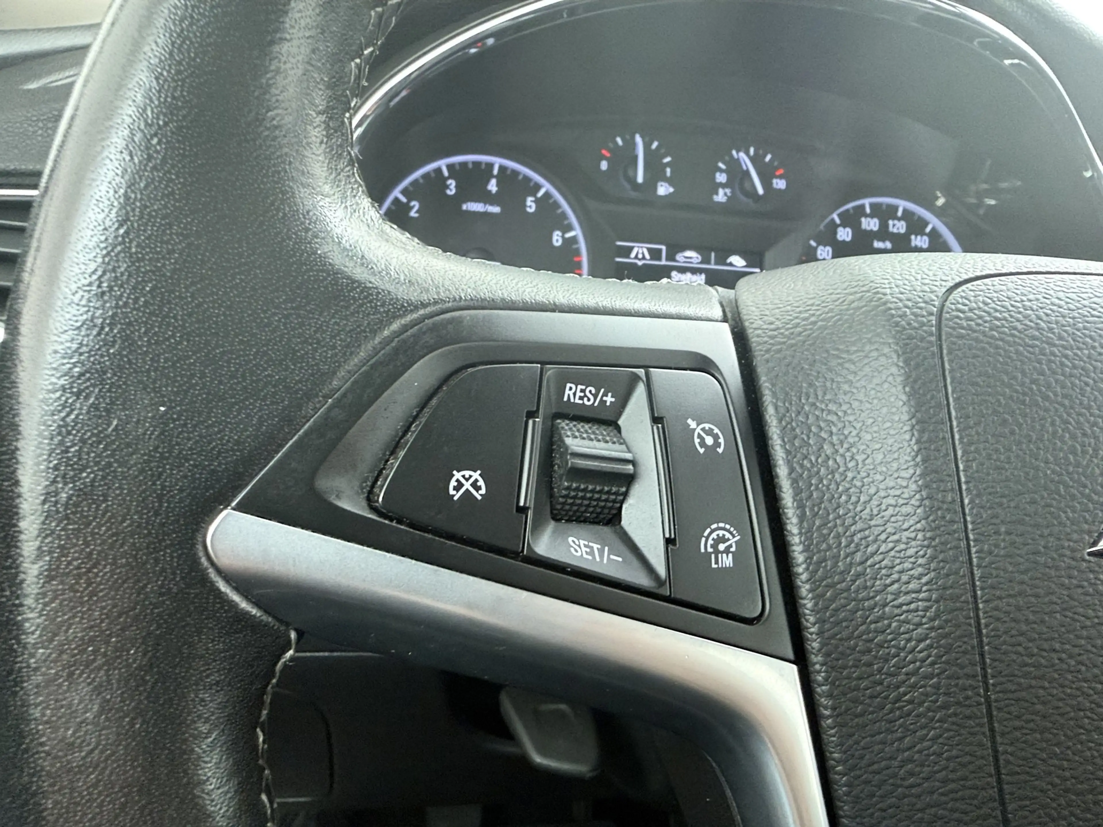 Opel Mokka X 1.4 Turbo Innovation / Trekhaak / Navigatie / Park — photo 22