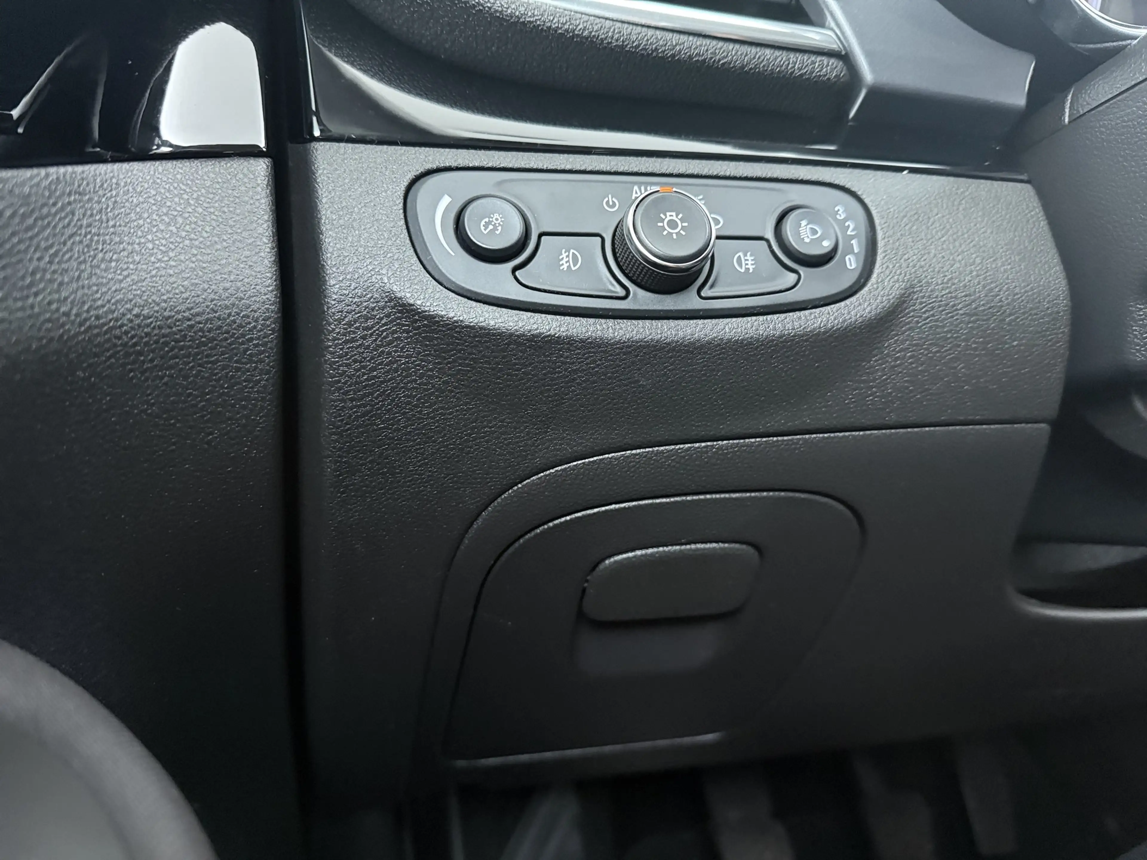 Opel Mokka X 1.4 Turbo Innovation / Trekhaak / Navigatie / Park — photo 23