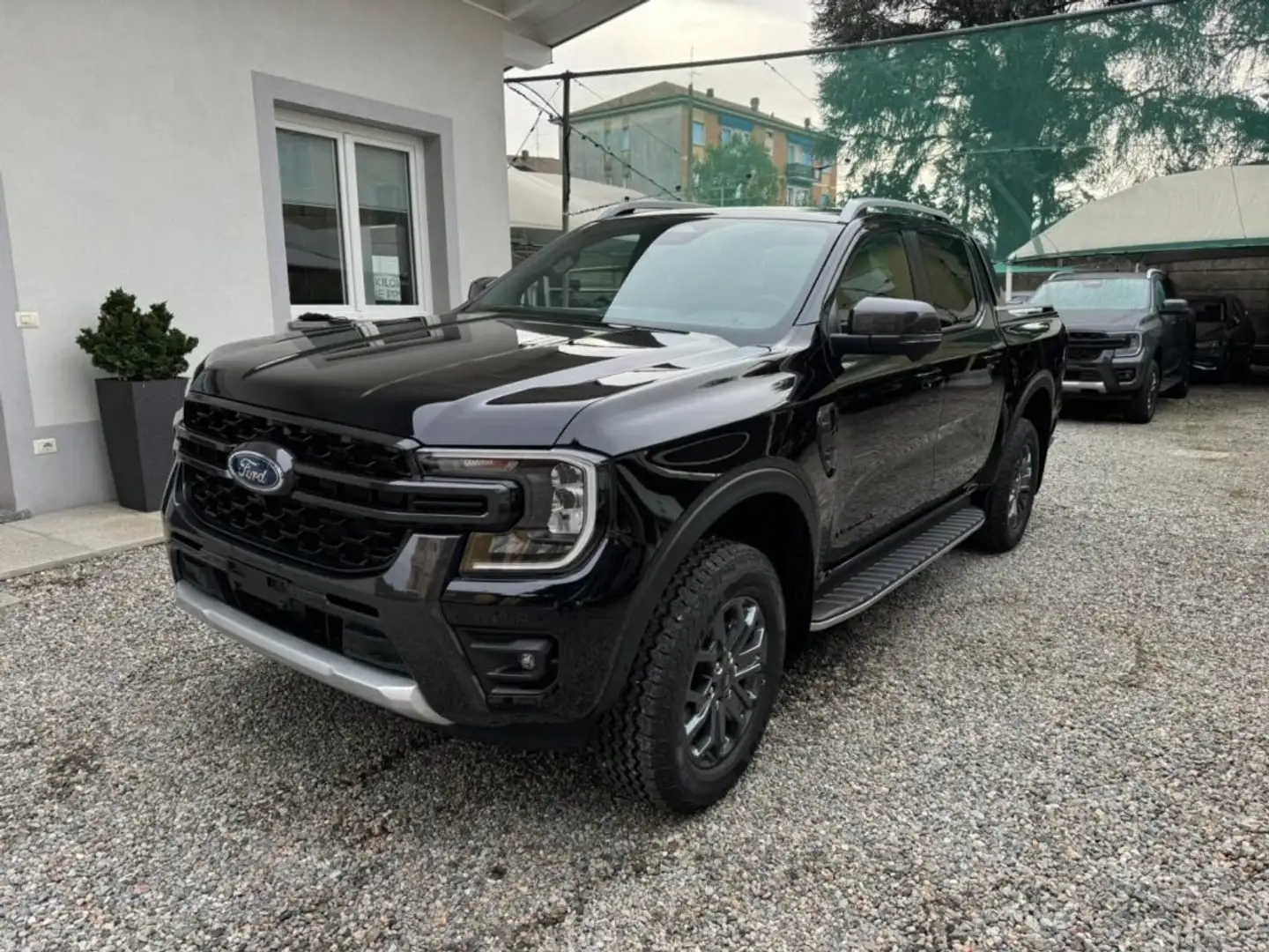 Ford Ranger 2.0 ECOBLUE aut. 205 CV DC Wildtrak 5 posti Nero - 1