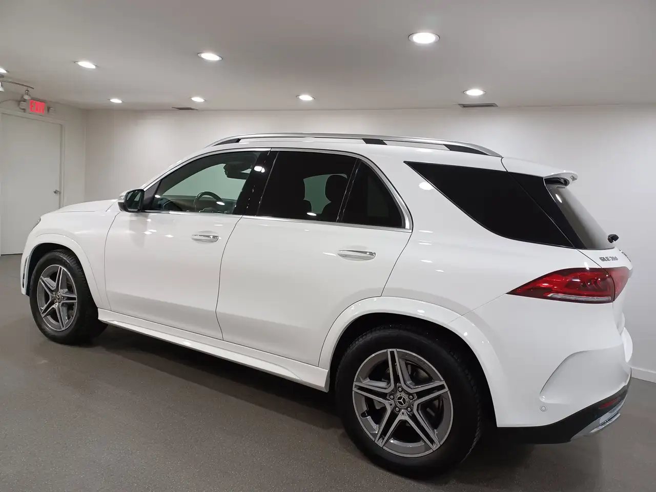 Mercedes-Benz GLE снимка Mercedes-Benz GLE
