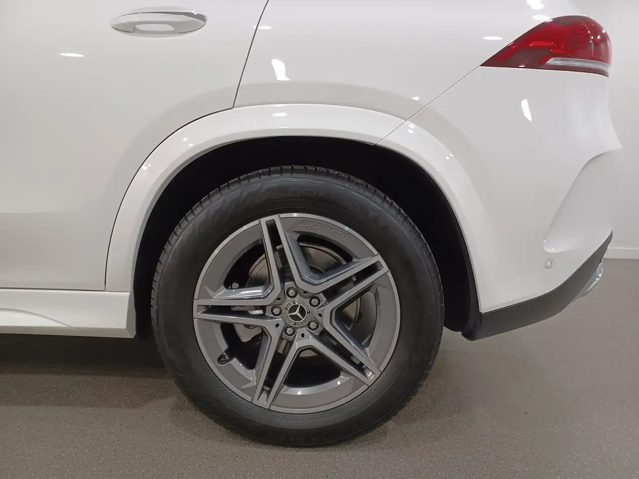 Mercedes-Benz GLE снимка Mercedes-Benz GLE