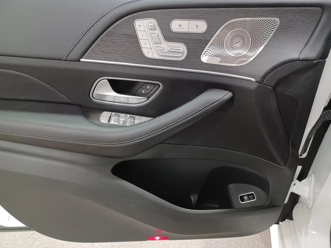 Mercedes-Benz GLE снимка Mercedes-Benz GLE