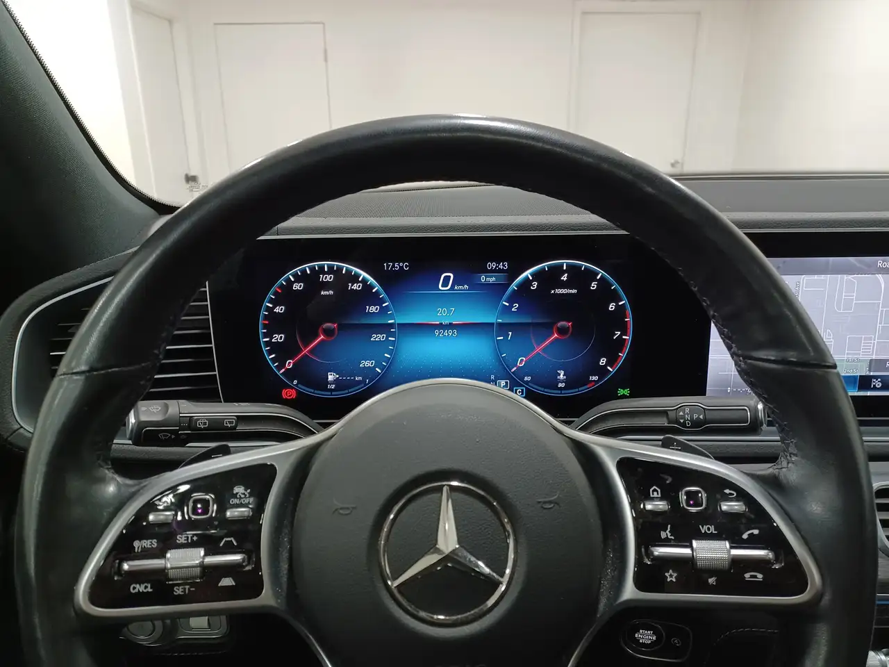 Mercedes-Benz GLE снимка Mercedes-Benz GLE