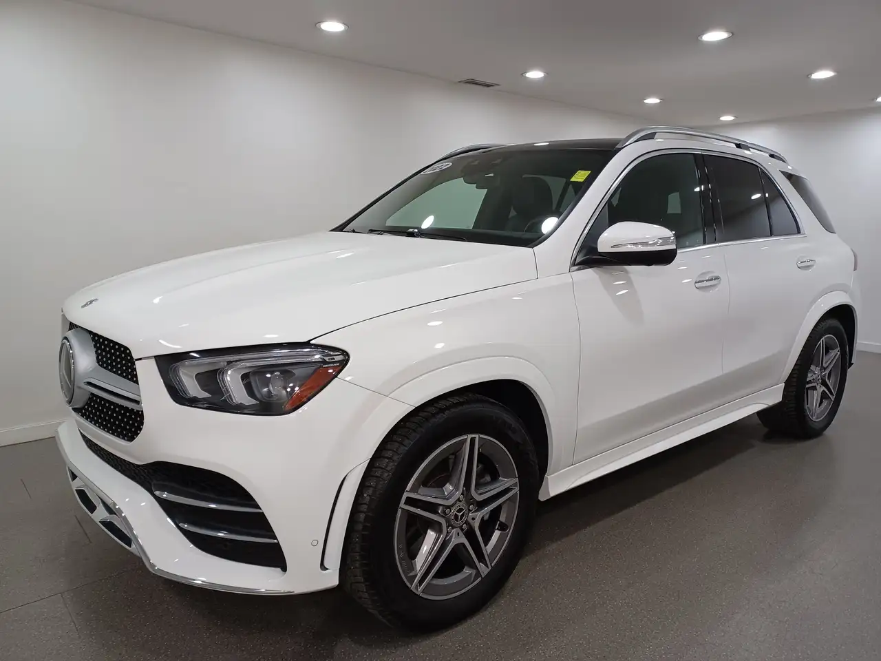 Mercedes-Benz GLE снимка Mercedes-Benz GLE