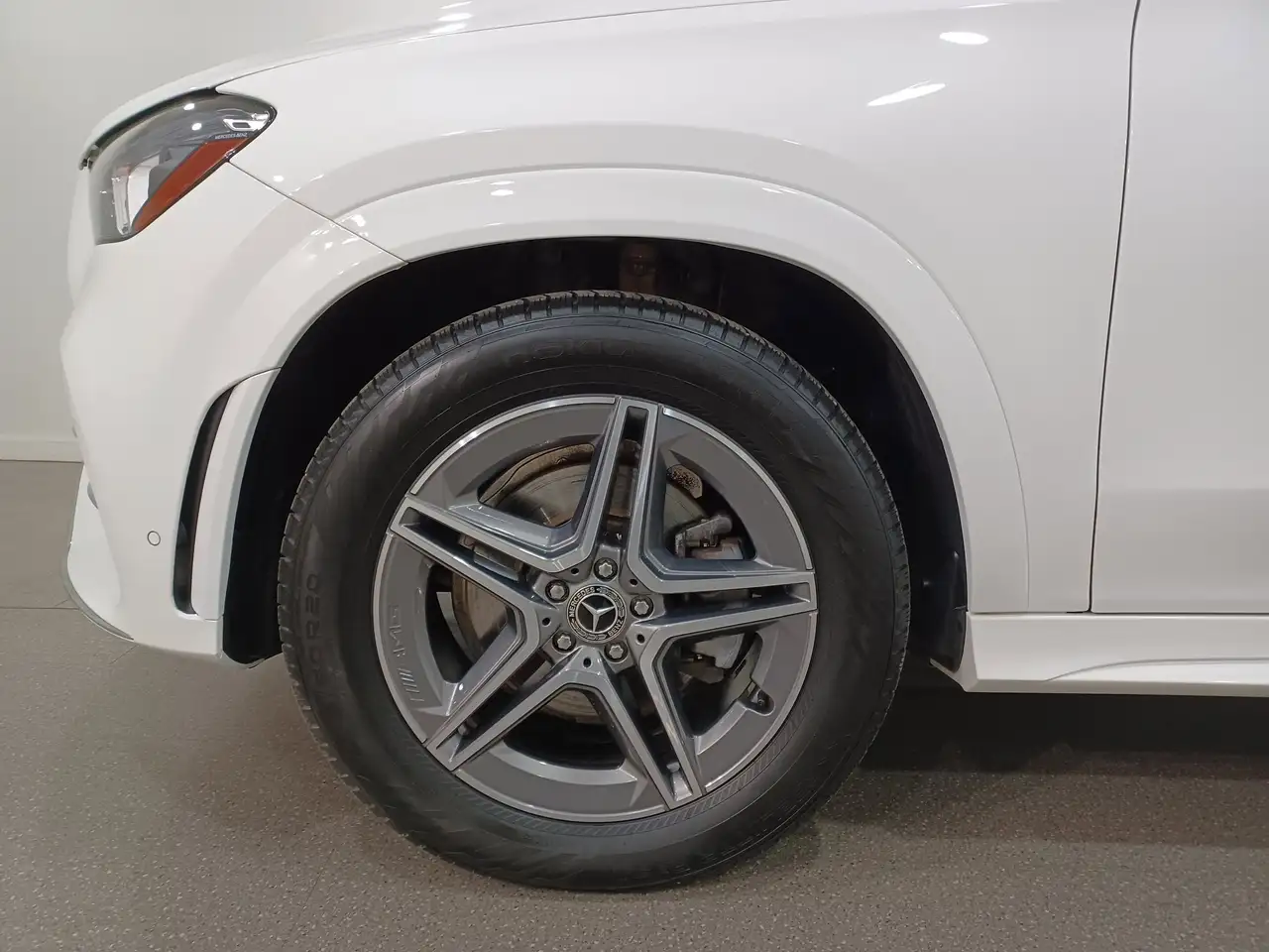 Mercedes-Benz GLE снимка Mercedes-Benz GLE