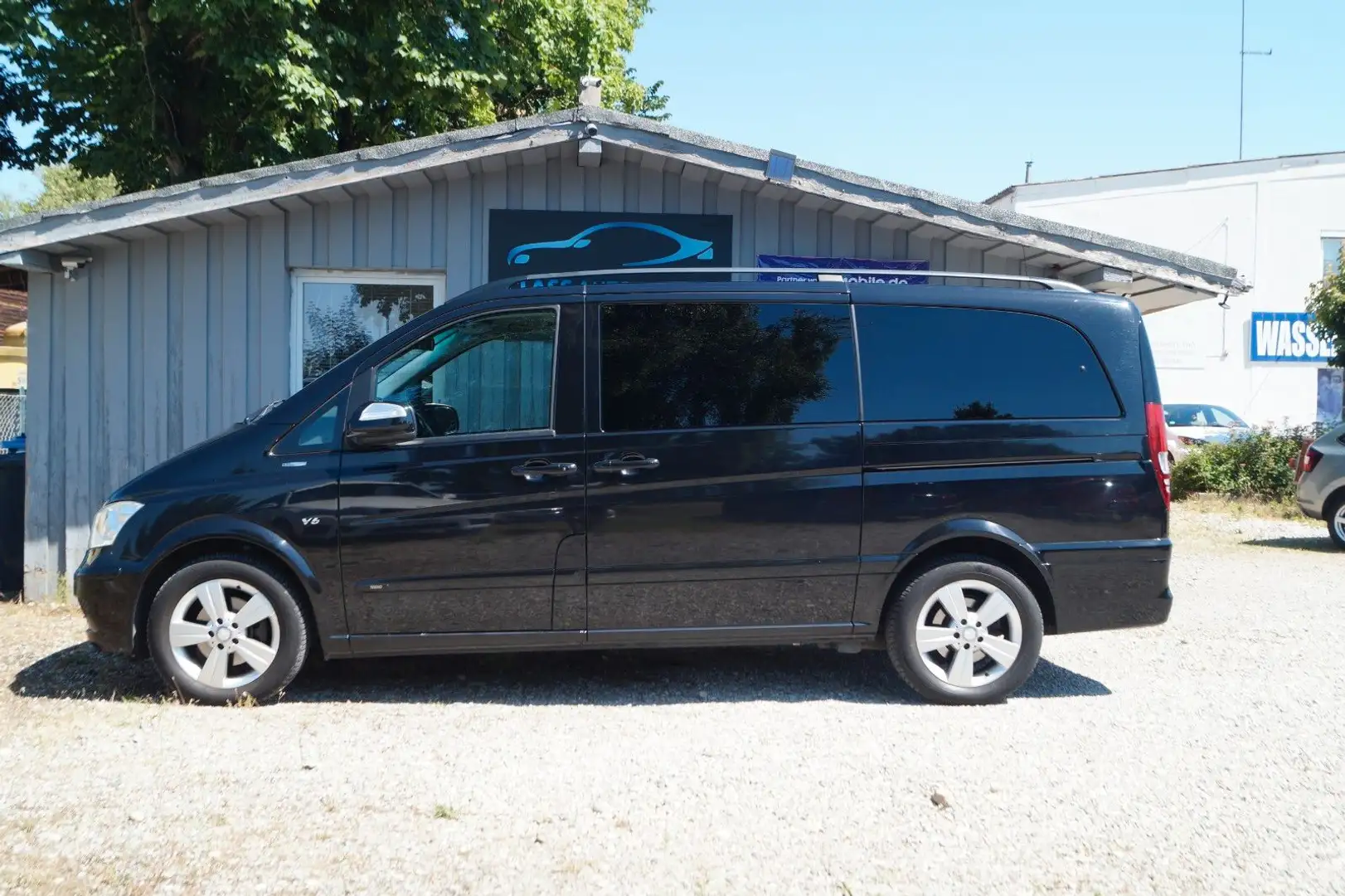 Mercedes-Benz Viano 3.0 CDI Trend Edition lang|Autom.| Noir - 2