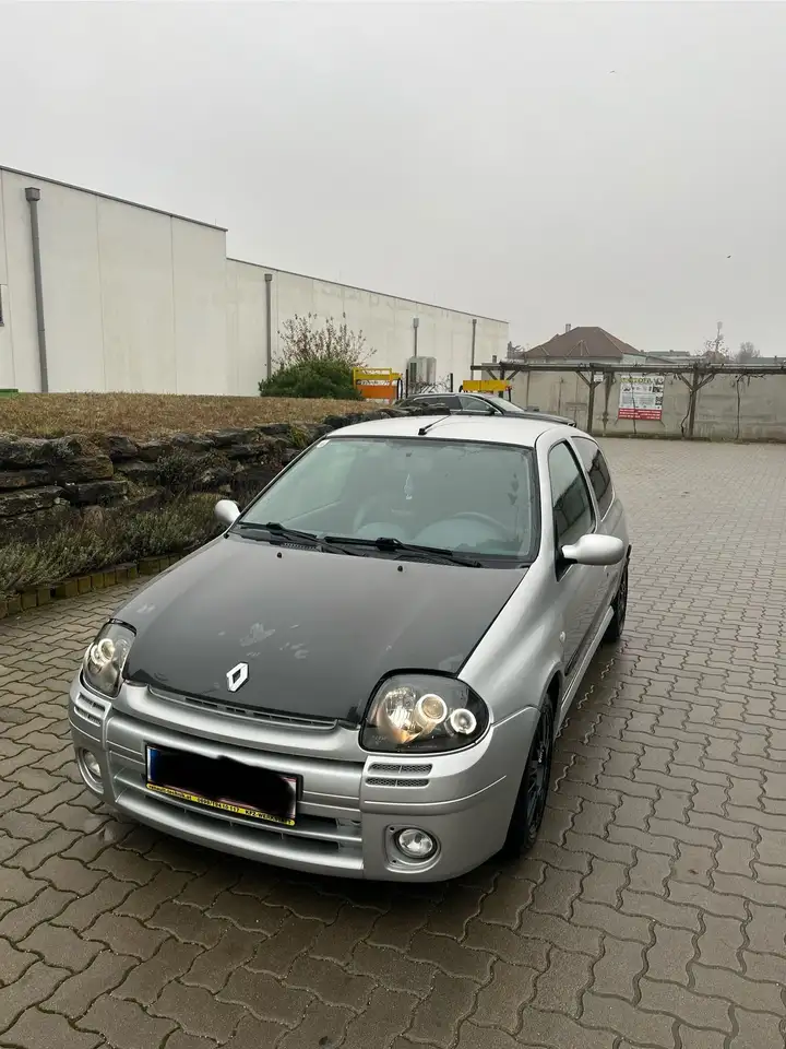 Renault Clio Sport 2,0 16V Emotion, foto 4