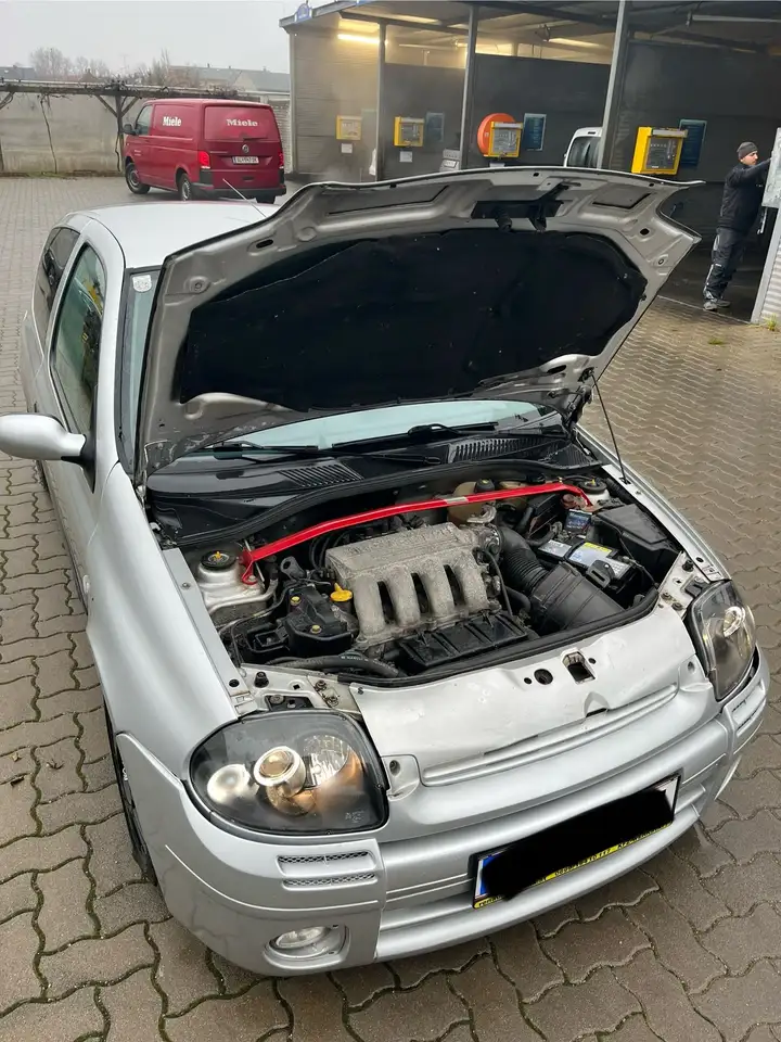 Renault Clio Sport 2,0 16V Emotion, foto 7